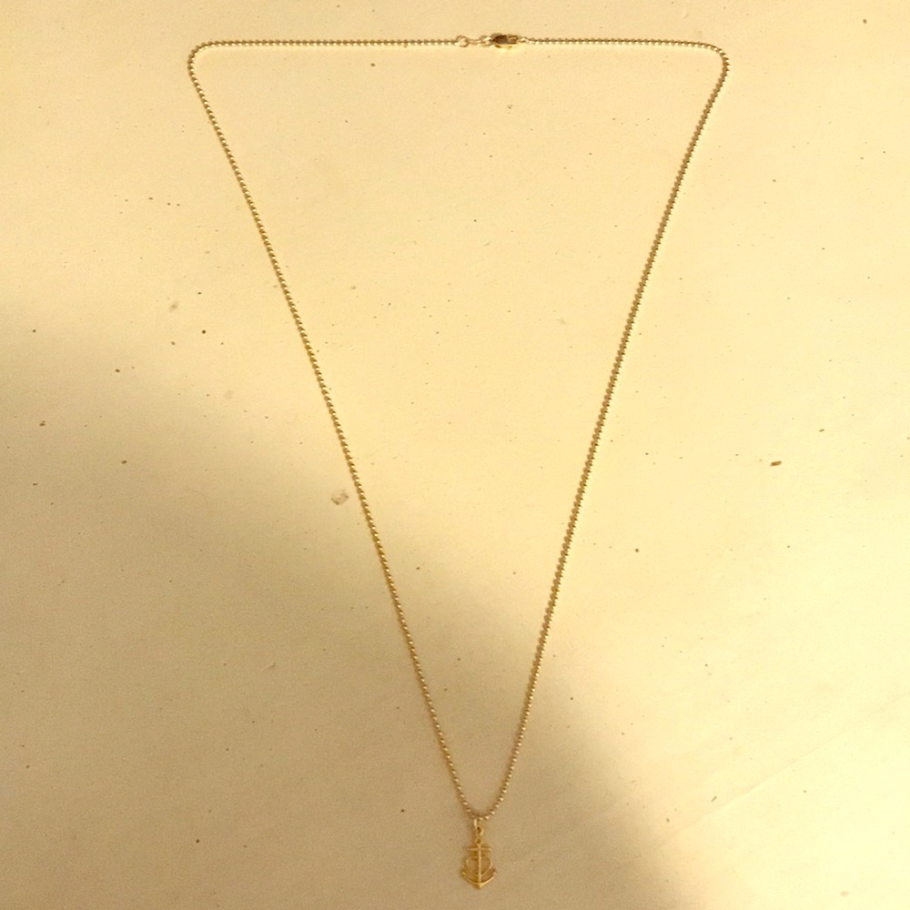 Dog eared anchor heart necklace